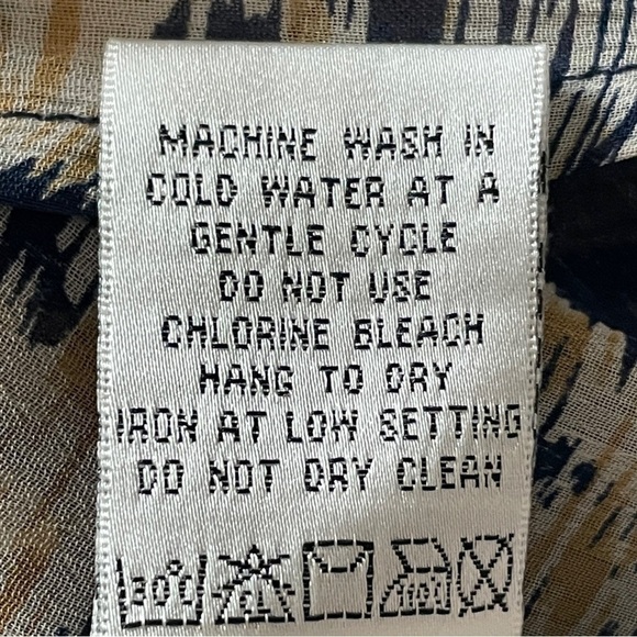 🌺 Kenar Boho Ikat Navy Tie Neck Lightweight Blouse Size XS - Picture 9 of 10